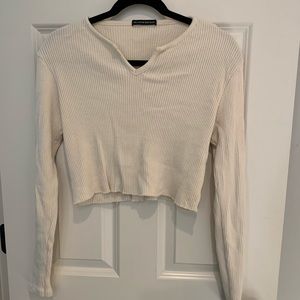 BRANDY MELVILLE LONG SLEEVE SHIRT